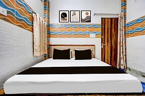 Deluxe Super Hotel O Mahadev