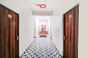 Deluxe Super Hotel O Mahadev