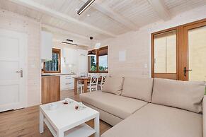 Comfortable Holiday Home , Summer Pool