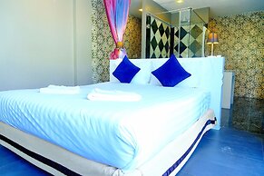 Phuket Moonlit Patong Bay Hideaway Hotel