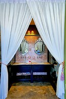 Phuket Moonlit Patong Bay Hideaway Hotel