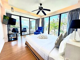Phuket Moonlit Patong Bay Hideaway Hotel