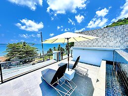 Phuket Moonlit Patong Bay Hideaway Hotel