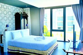 Phuket Moonlit Patong Bay Hideaway Hotel
