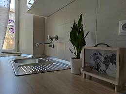 The Stone Alley Retreat