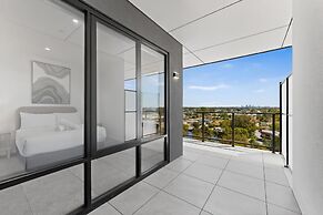 Newly Built Apartment With Private Parking