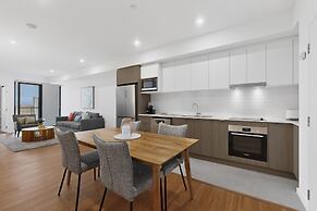 Newly Built Apartment With Private Parking