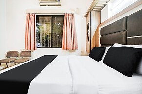 Deluxehotel Shanti Inn