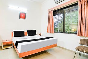Deluxehotel Shanti Inn