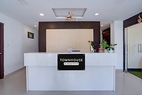 Townhouse Hospital Road
