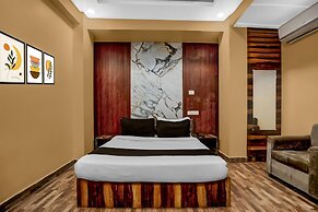 Deluxehotel Pranjal Inn