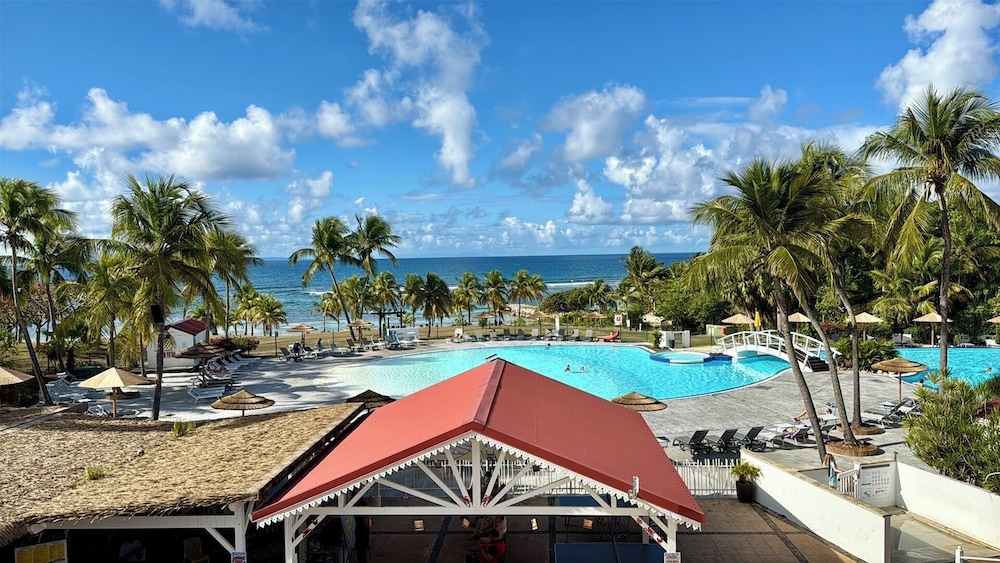 Sur la Plage - Club Sainte-Anne