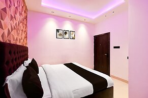 Super Townhouse Oak Kanpur