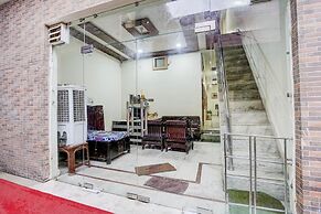Deluxebhagwati Palace