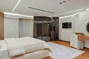 ALSAWAH 4BR Luxury Nile Residence