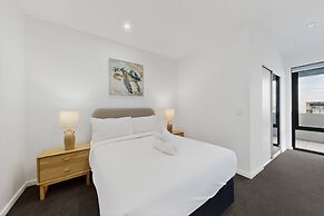 Brand-new 3-bed Apartment With Scenic Views
