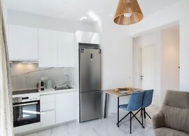 Urban Nest Collection Modern CityLiving