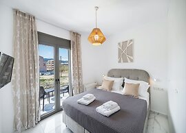 Urban Nest Collection Modern CityLiving