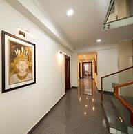 Luminous Apartments & Suites