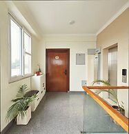 Luminous Apartments & Suites