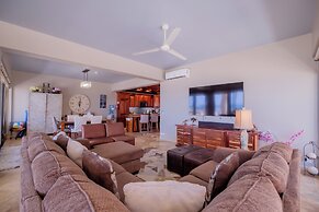 Oceans Edge Resort & Spa