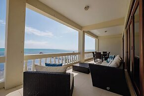 Oceans Edge Resort & Spa