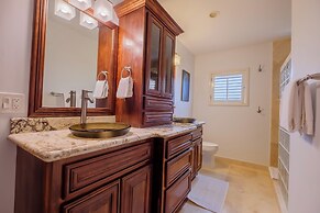 Oceans Edge Resort & Spa