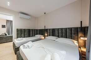 Sea La Vie Apartment