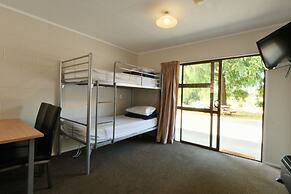 Mt Aspiring Suite - Near Roys Peak