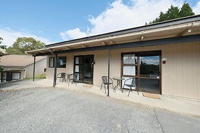 Mt Aspiring Suite - Near Roys Peak