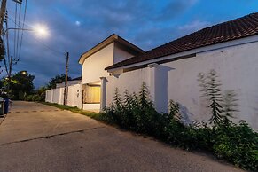 3BR Pool Villa Near Boat Avenue V303