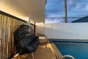 3BR Pool Villa Near Boat Avenue V303