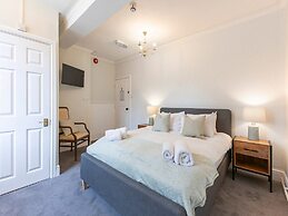 Standard Double Suite