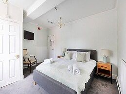 Standard Double Suite