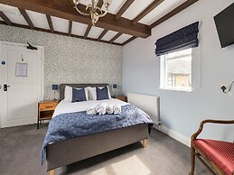 Standard Double Suite