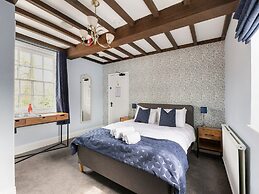 Standard Double Suite