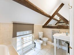 Standard Double Suite