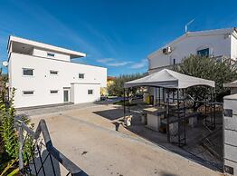 Marilona Welle Apartments Vir