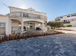 Marilona Welle Apartments Vir