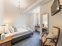 Compact Double Room