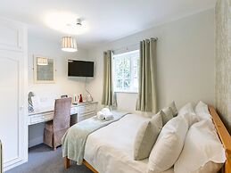 Compact Double Room