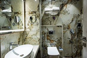 SiO Suites