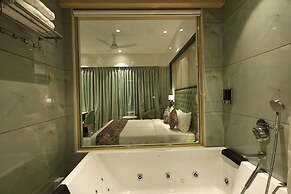 SiO Suites