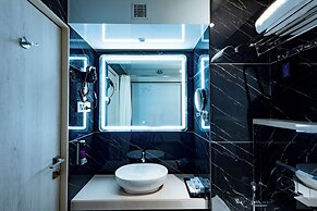 SiO Suites