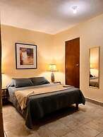 Hotel 305