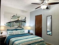 Hotel 305