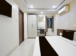 Super Townhouse Sahayogi Nagar Near Big Bazaar