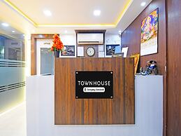 Super Townhouse Sahayogi Nagar Near Big Bazaar