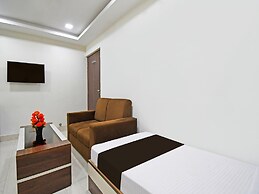 Super Townhouse Sahayogi Nagar Near Big Bazaar