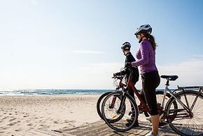 Two-story Holiday Homes With a Pool